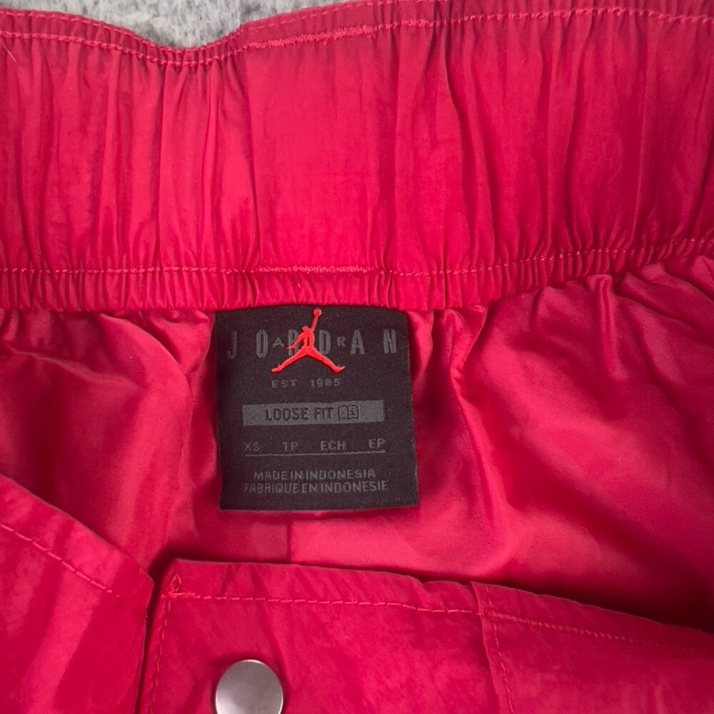 Nike Air Jordan Cargo Pants Womens XS Pink Red Wide Leg Windbreaker Nylon Y2K - Picture 3 of 11